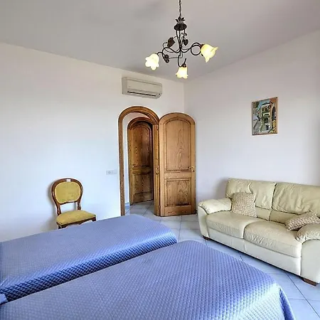 Casa vacanze Sleeps 5 Air Con Wifi