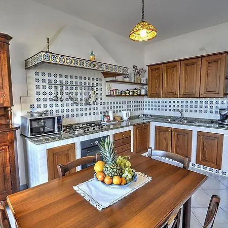 Sleeps 5 Air Con Wifi * Praiano