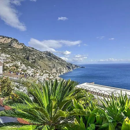 Sleeps 5 Air Con Wifi Casa vacanze Praiano
