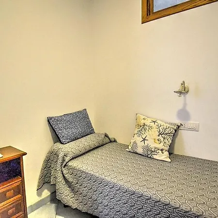 Sleeps 5 Air Con Wifi Casa vacanze